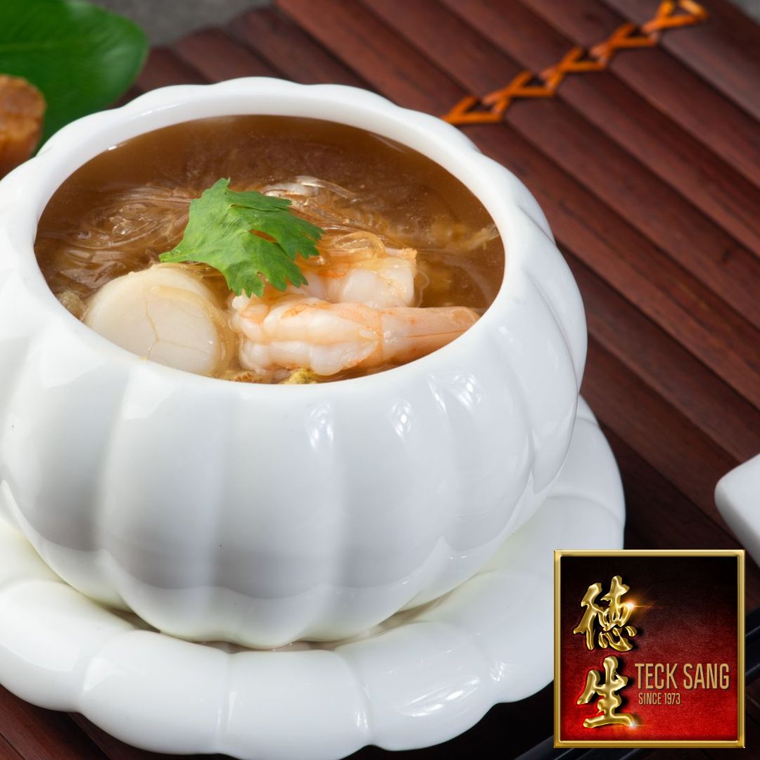 dried scallop, fish maw, prawn and noodle soup 